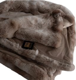 PTMD Linde Beige Faux fur plaid in giftbox 150x200