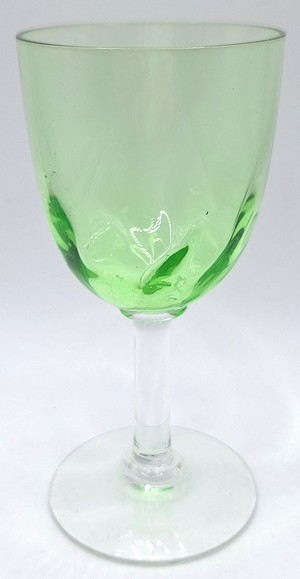 Vier uranium glaasjes