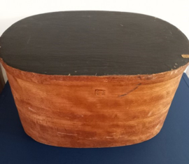 Grote spanen / houten hoedendoos