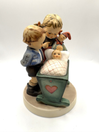 Hummel beeldje 'Blessed event' (groot)