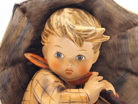 Hummel beeld 'Umbrella boy' (groot)