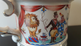 Sadler theepot - Edwardian entertainments circus