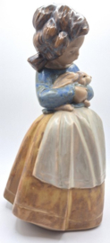 Lladro meisje met konijn