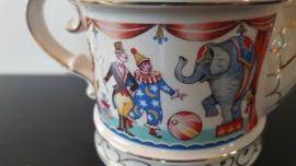 Sadler theepot - Edwardian entertainments circus