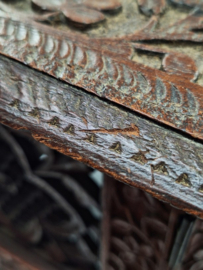 Ajour gezaagde Ottomaanse bijzettafel