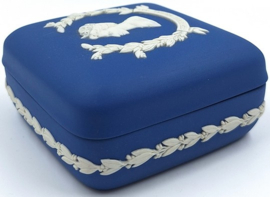 Wedgwood vierkant bakje Elisabeth Duke of Edinburgh