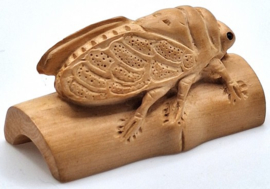 Netsuke van een krekel