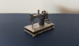 Miniatuur naaimachine