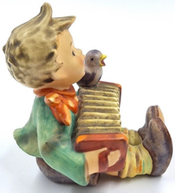 Hummel beeld 'Let's sing Heini'