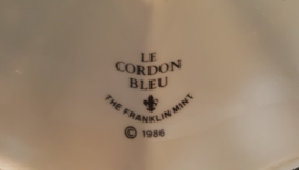 Le Cordon Blue puddingvorm met druivendecoratie