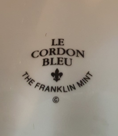 Le Cordon Blue puddingvorm met worteldecoratie