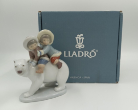 Lladro Inuit riders #5353