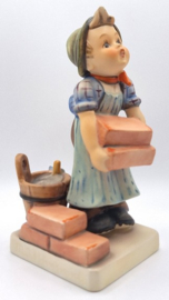 Hummel beeldje 'Der Schwerarbeiter / The builder'