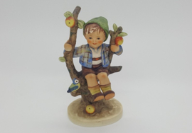 Hummel beeldje 'Herbst / Apple Tree Boy' (groot)