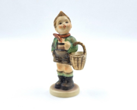 Hummel beeld 'Village boy'