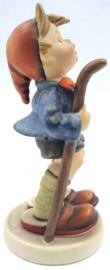 Hummel beeld 'Little hiker' (groot)