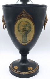 Kastanjevaas Italiaanse stijl