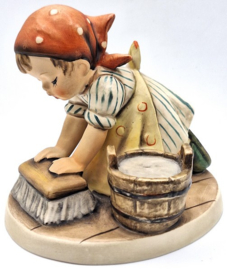 Hummel beeld 'Big house cleaning' (groot)