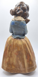 Lladro meisje met konijn