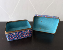 Cloisonné doosje met bloemen