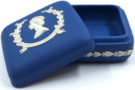 Wedgwood vierkant bakje Elisabeth Duke of Edinburgh