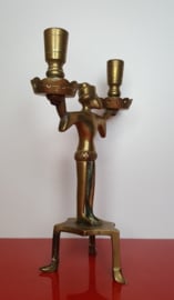 Kandelaar van figuur voor twee kaarsen