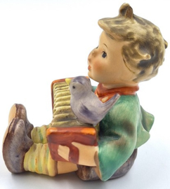 Hummel beeld 'Let's sing Heini'