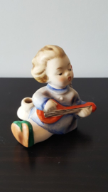 Hummel beeldje 'Adventssengelchen met laute - Joyous news'