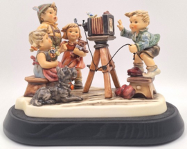 Hummel beeld 'Der Meisterfotograf / Picture perfect'