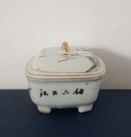 Chinees verguld zeepbakje