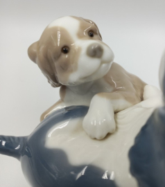 Lladro Nao beeldje van 2 spelende pups