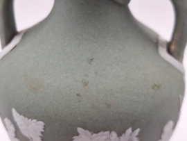 Groen Portland Wedgwood vaasje