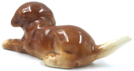 Liggende boxer puppy door Goebel