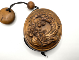 Ronde Japanse inro met draak