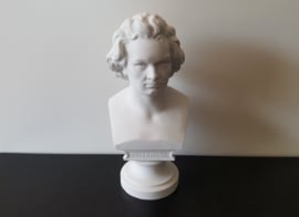 Biscuit buste van Ludwig van Beethoven