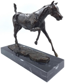 Bronzen paard naar Edgar Degas