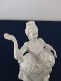 Porseleinen dansende dame - Royal Dux