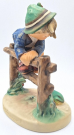 Hummel 'Retreat to safety' 201/1 (groot)