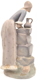 Lladro Nao - Meisje bij fontein