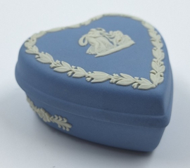 Wedgwood Jasperware doosje hart