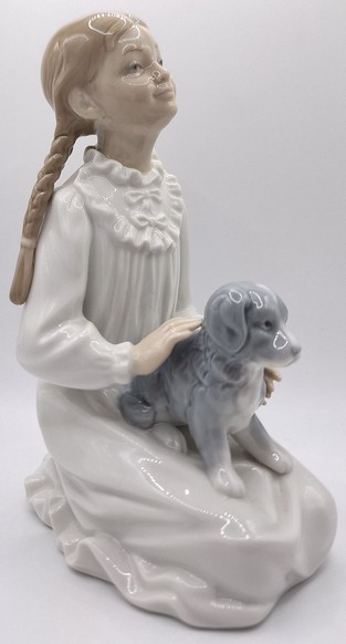 Lladro Nao beeldje, meisje met puppie #171