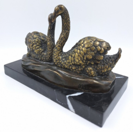 Bronzen sculptuur van 2 zwanen