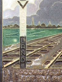 Cloisonné tegeltje 'Verzet Voor Vaderland'