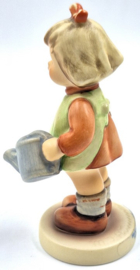 Hummel beeld 'Muss noch Giessen'/ 'Nature's gift'