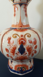 Delftse knobbelvaas in Pijnacker decor