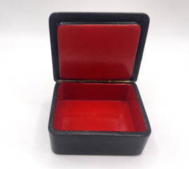 Russisch lakdoosje miniatuurkunst