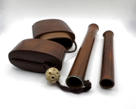 Japanse pijphouder en tabaksdoos