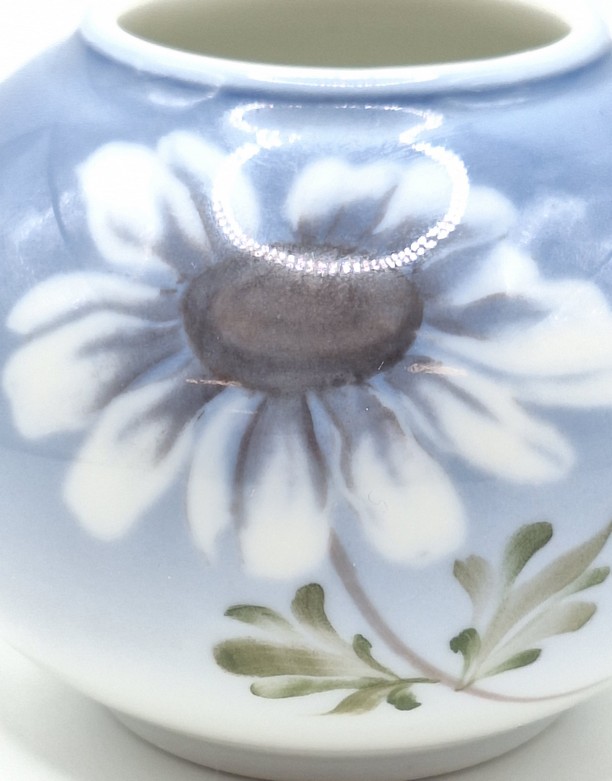 Blue Butterfly’ Bud Vaas - Royal Copenhagen