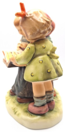 Hummel beeldje 'Märchenstunde / Storybook time'