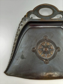 Art nouveau stoffer en blik